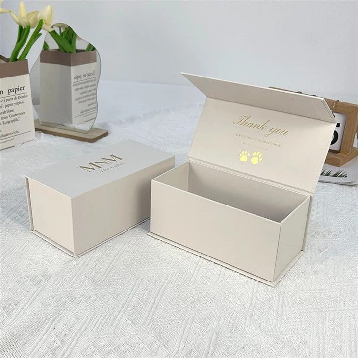 gold gift boxes with lids (2)