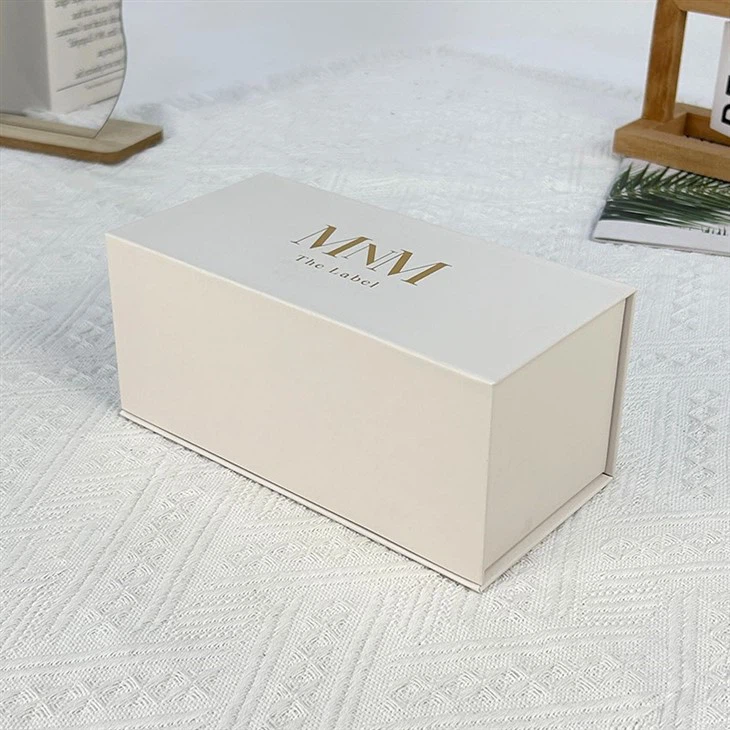 gold gift boxes with lids (5)