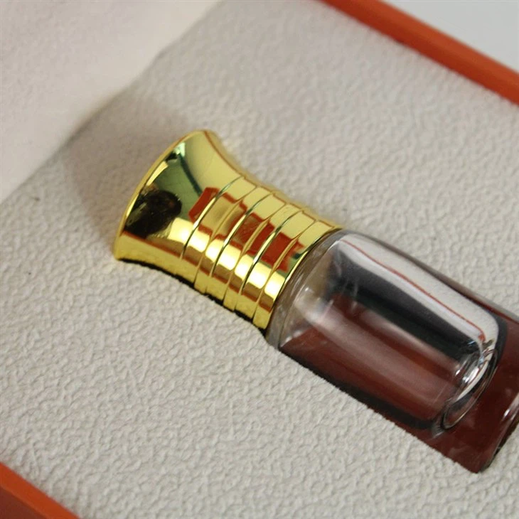 paper box with magnetic lid (1)